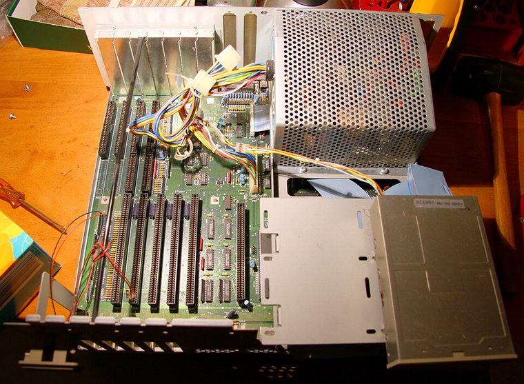 Photograph of Commodore Amiga 2000 Desktop Chassis