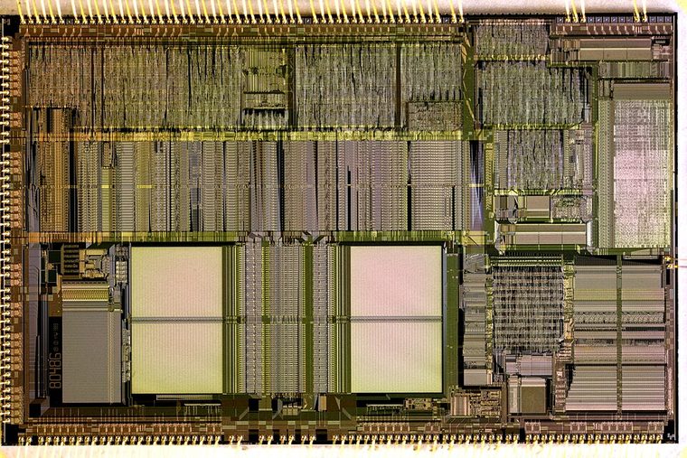Photograph of Intel 80486DX-33