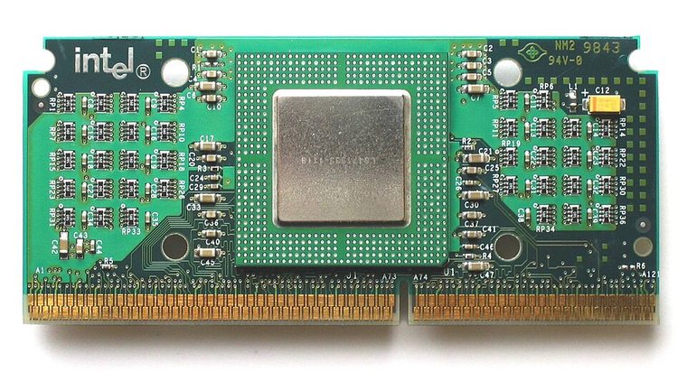 Photograph of Intel Celeron 300A (Mendocino)