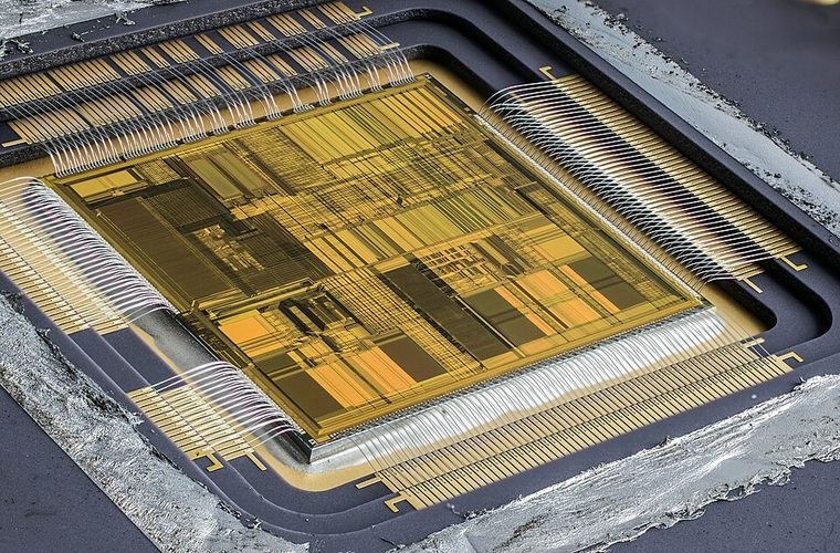 Photograph of Intel Pentium 100