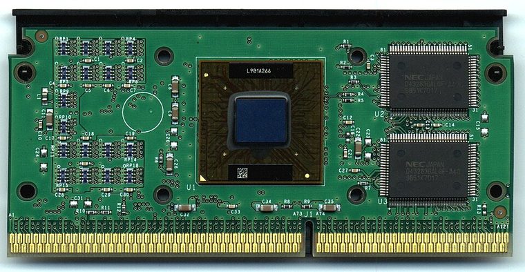 Photograph of Intel Pentium II 400 MHz (Deschutes)