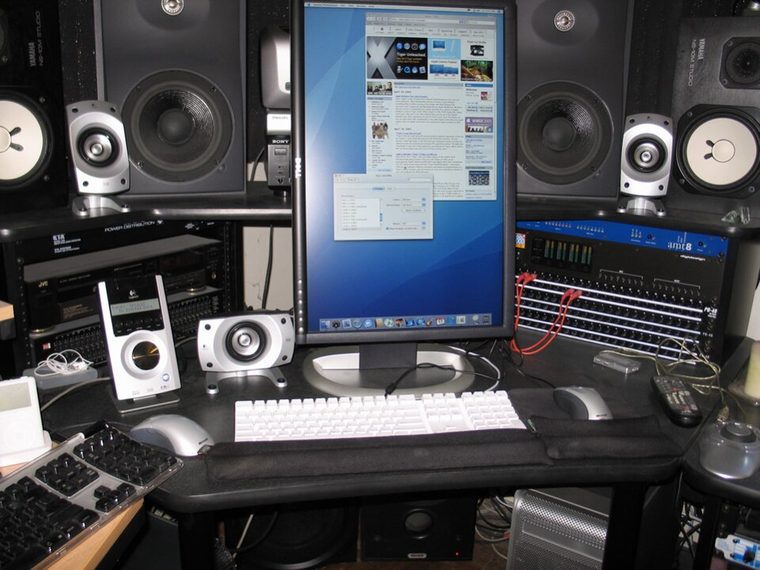 Photograph of Dell UltraSharp 2405FPW