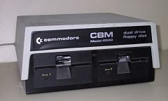 Photograph of Commodore 4040 Dual Disk Drive