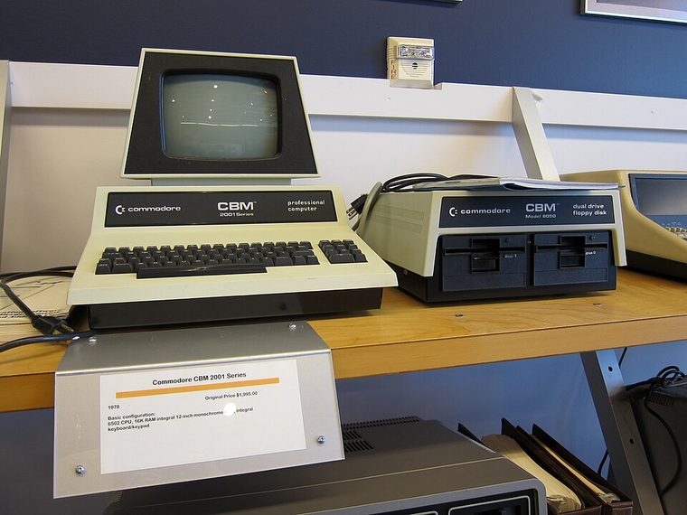 Photograph of Commodore 8050 Disk Drive