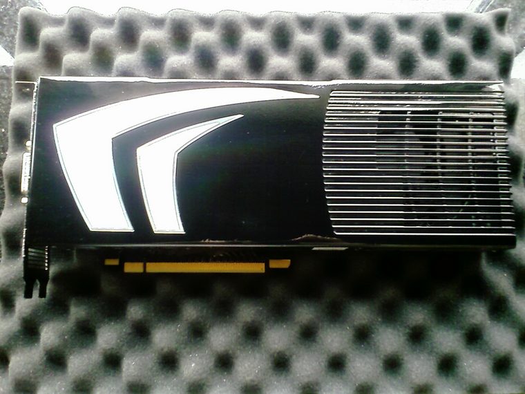 Photograph of NVIDIA GeForce 9800 GX2 1 GB dual-GPU
