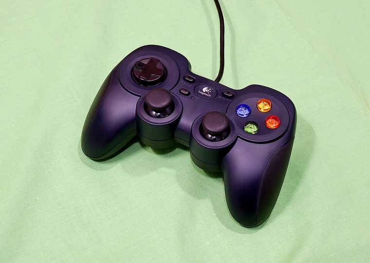 Photograph of Logitech F310 Gamepad