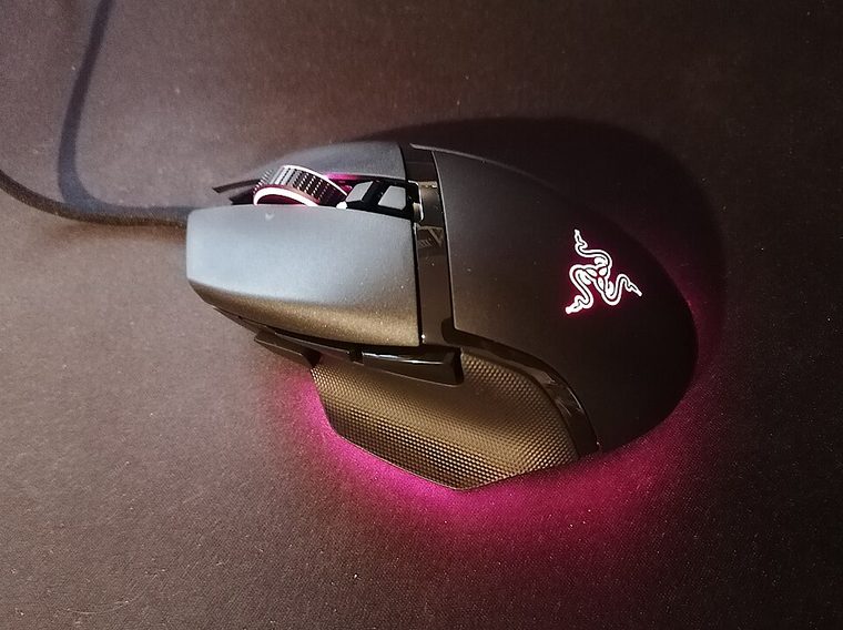 Photograph of Razer Basilisk V3