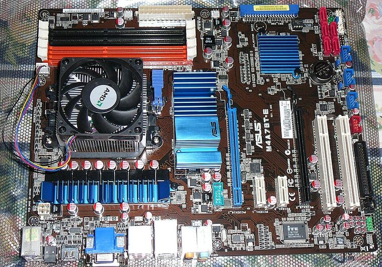 Photograph of ASUS M4A78T-E