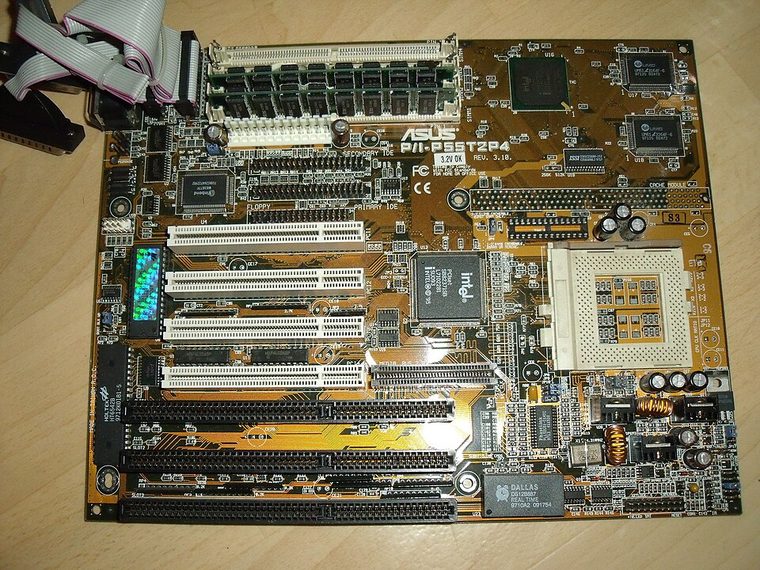 Photograph of ASUS P/I-P55T2P4 (Revision 3.1)