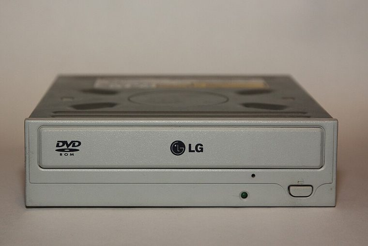 Photograph of LG GDR-8164B